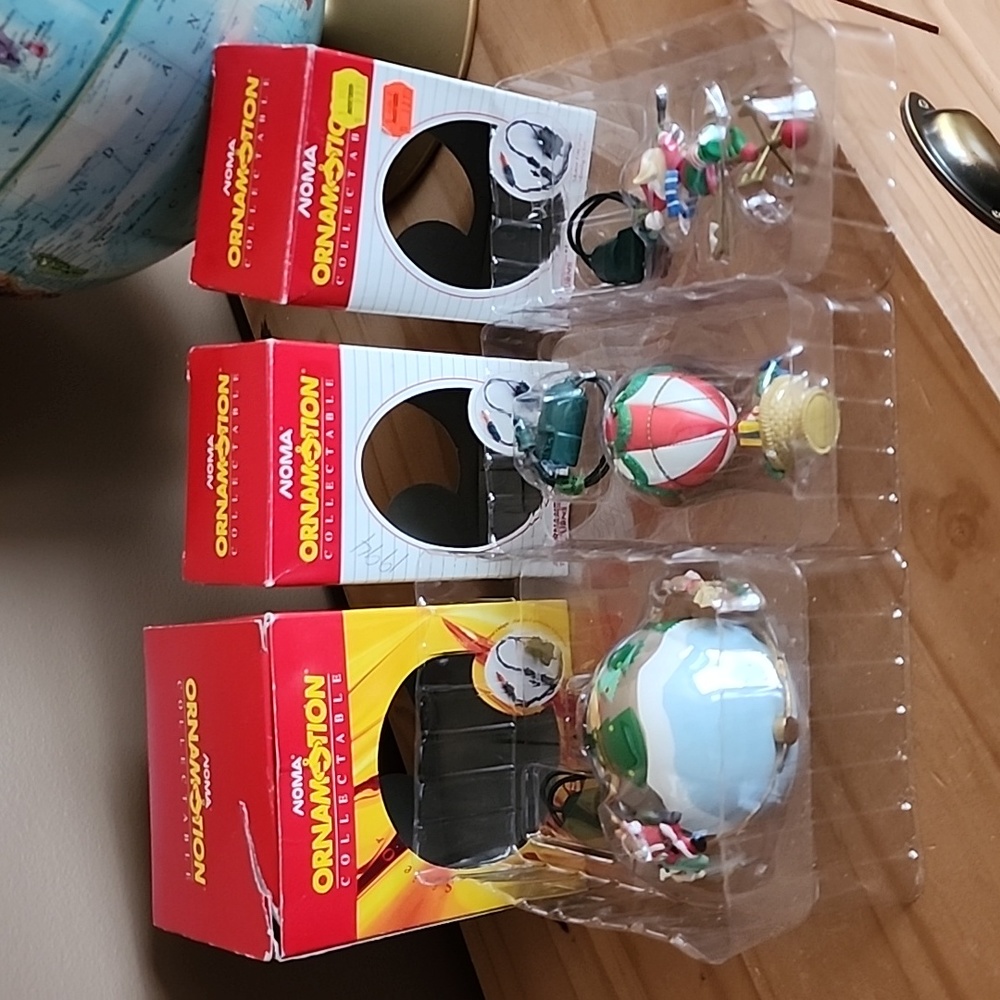 Vintage NOMA Ornamotion Rotating Christmas ornaments